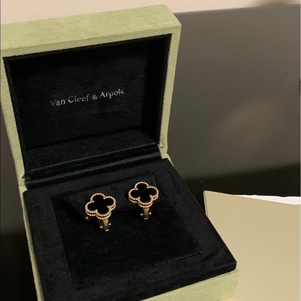 Van Cleef & Arpels Onyx EarStuds